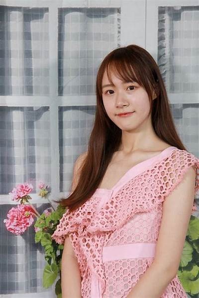 麻豆传媒映画沈芯语：揭开年轻女演员的成长与蜕变之路