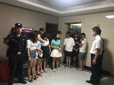 麻豆传媒艺人肖肖最新动态与个人简介，精彩生活一览
