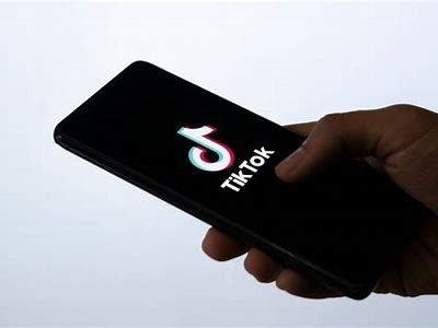 抖音下载安全吗？揭示潜在病毒风险与防护措施
